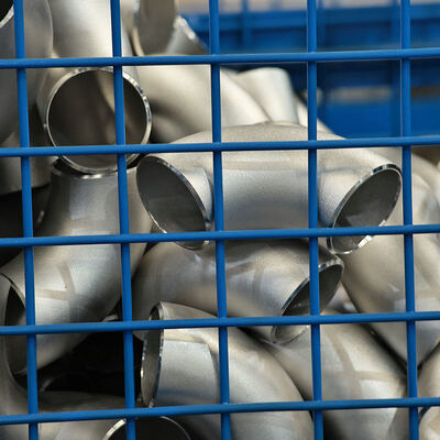 Coude à long rayon ASME B16.11 en cuivre et nickel 2,5D, classe 3000, extrémités forgées, soudées par douille ou filetées NPT